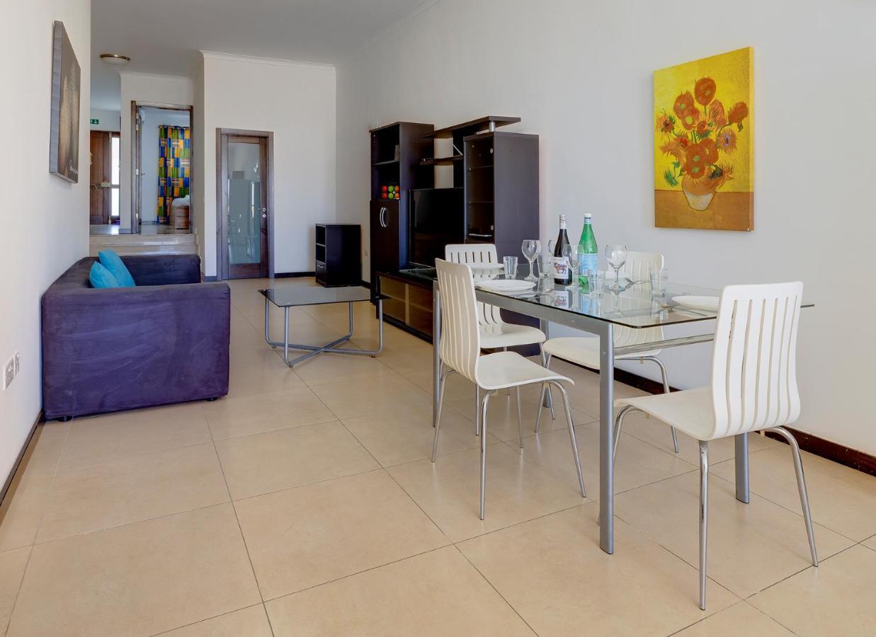 Modern 2 Bedroom Maisonette In Central 斯利马 外观 照片