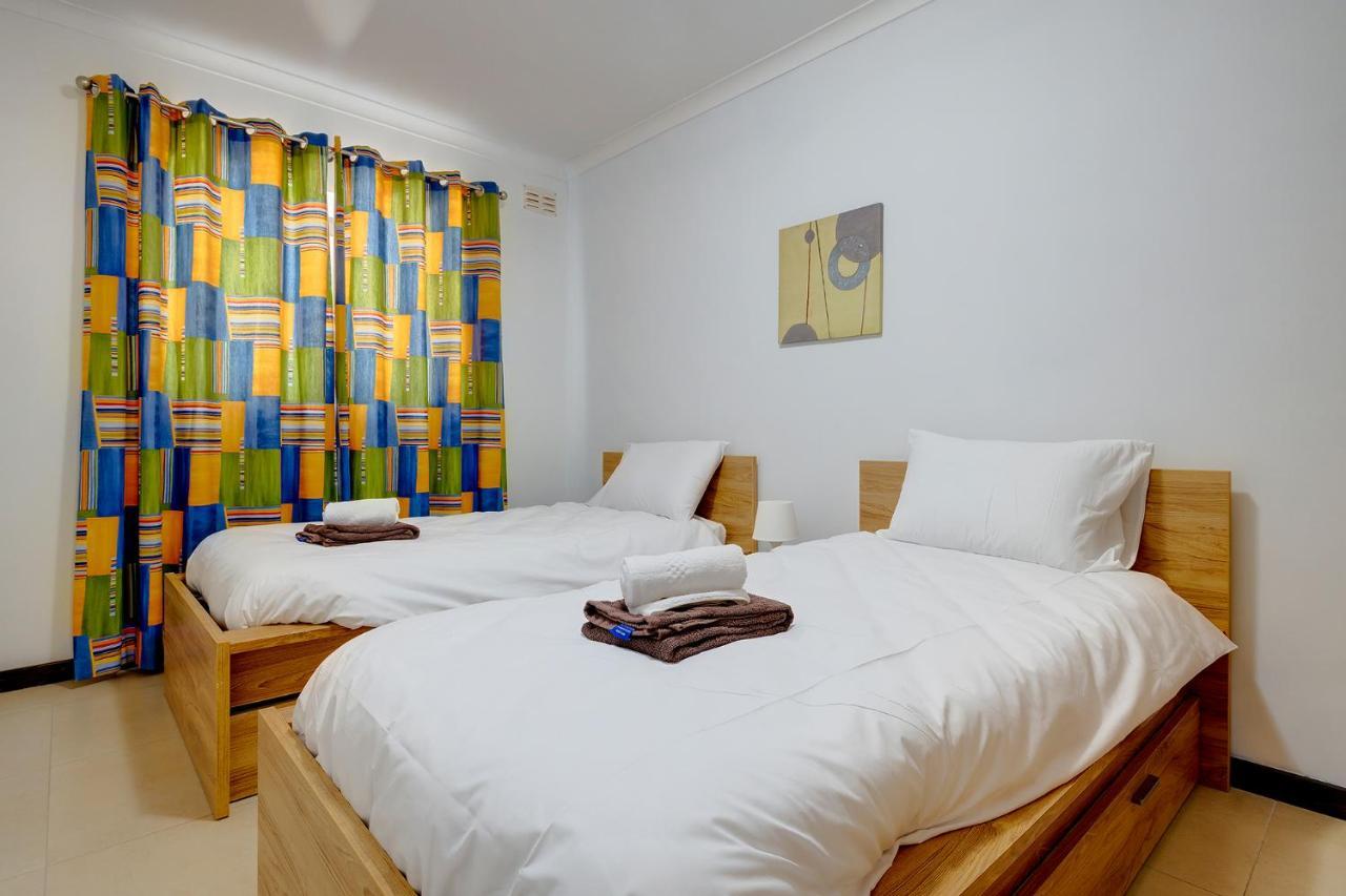 Modern 2 Bedroom Maisonette In Central 斯利马 外观 照片